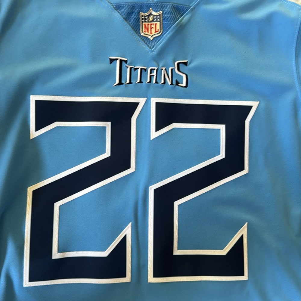 Tennessee Titans derrick Henry Vintage jersey - Picture 2 of 6